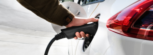 Cuidados no Transporte de Veículos 100% Elétricos